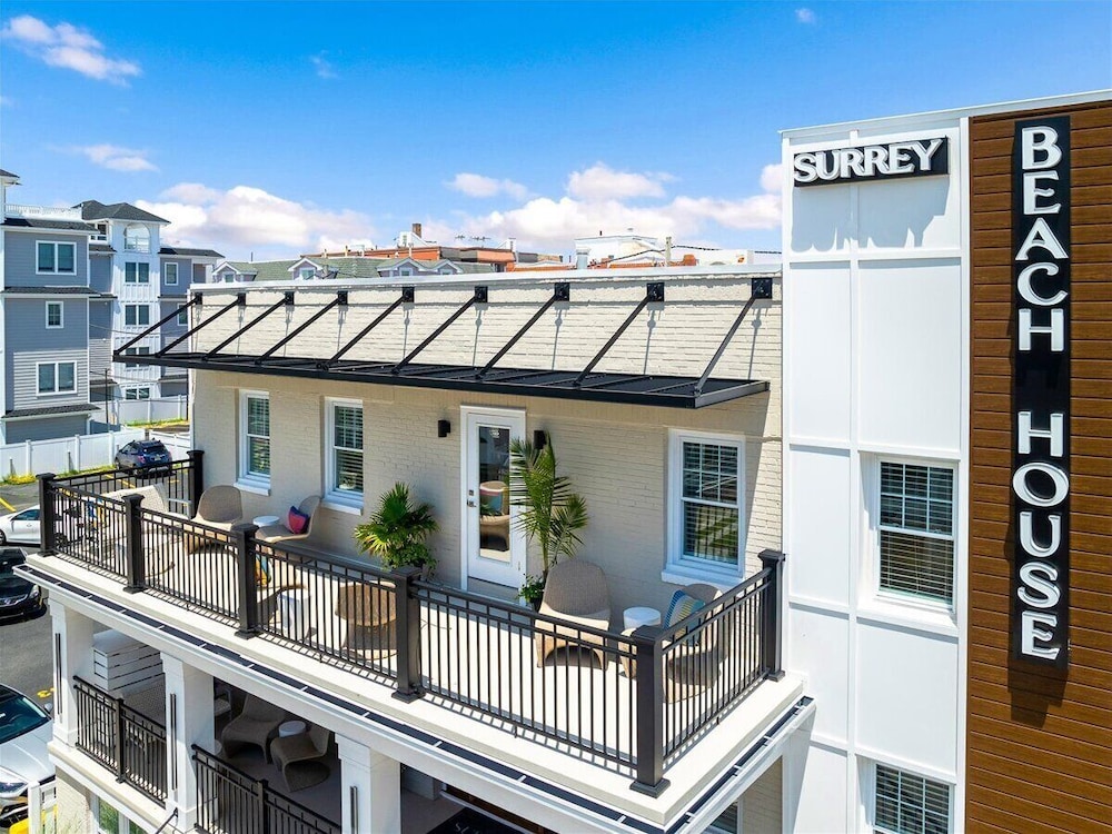 Surrey Beach House 3/50