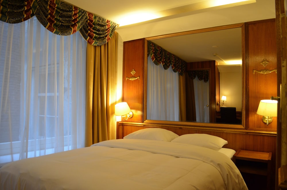 Rembrandtplein Hotel 25/65