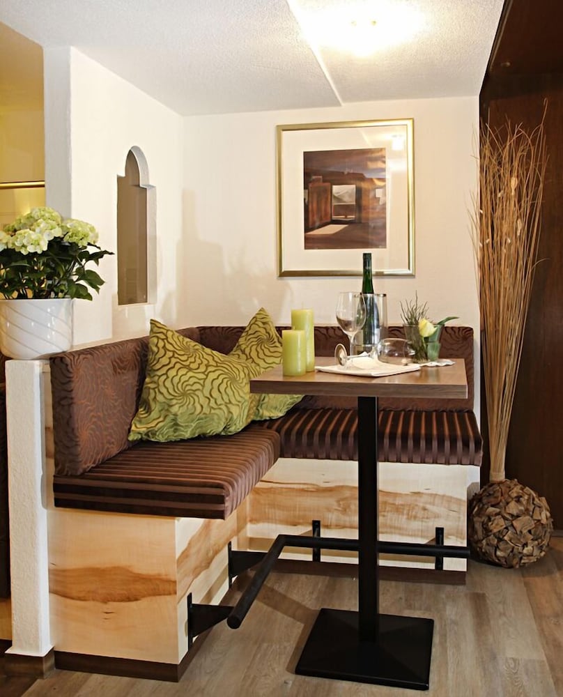 Landhotel Schütterbad 56/74