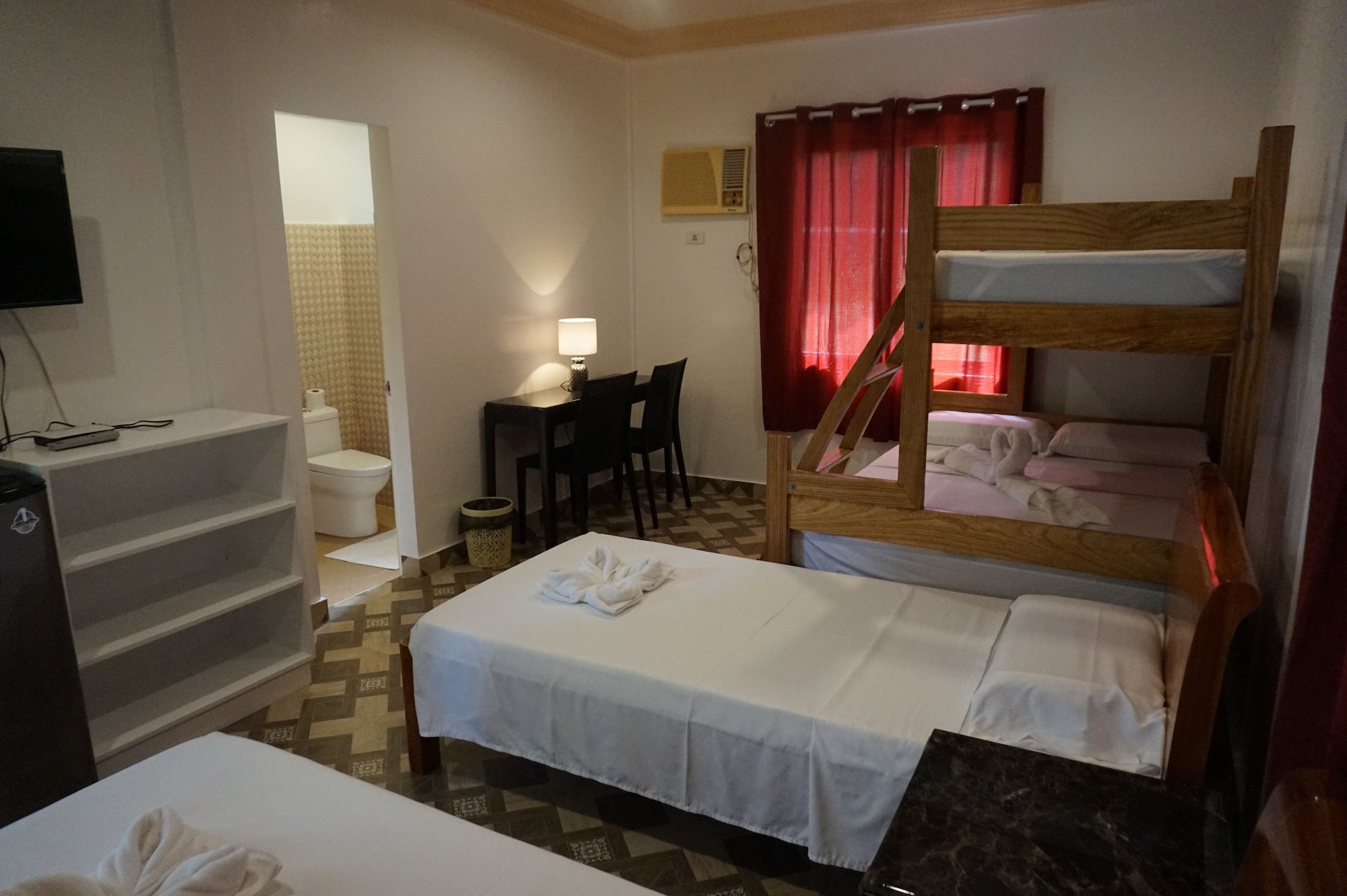 Family, 1 Double and 3 Single Beds