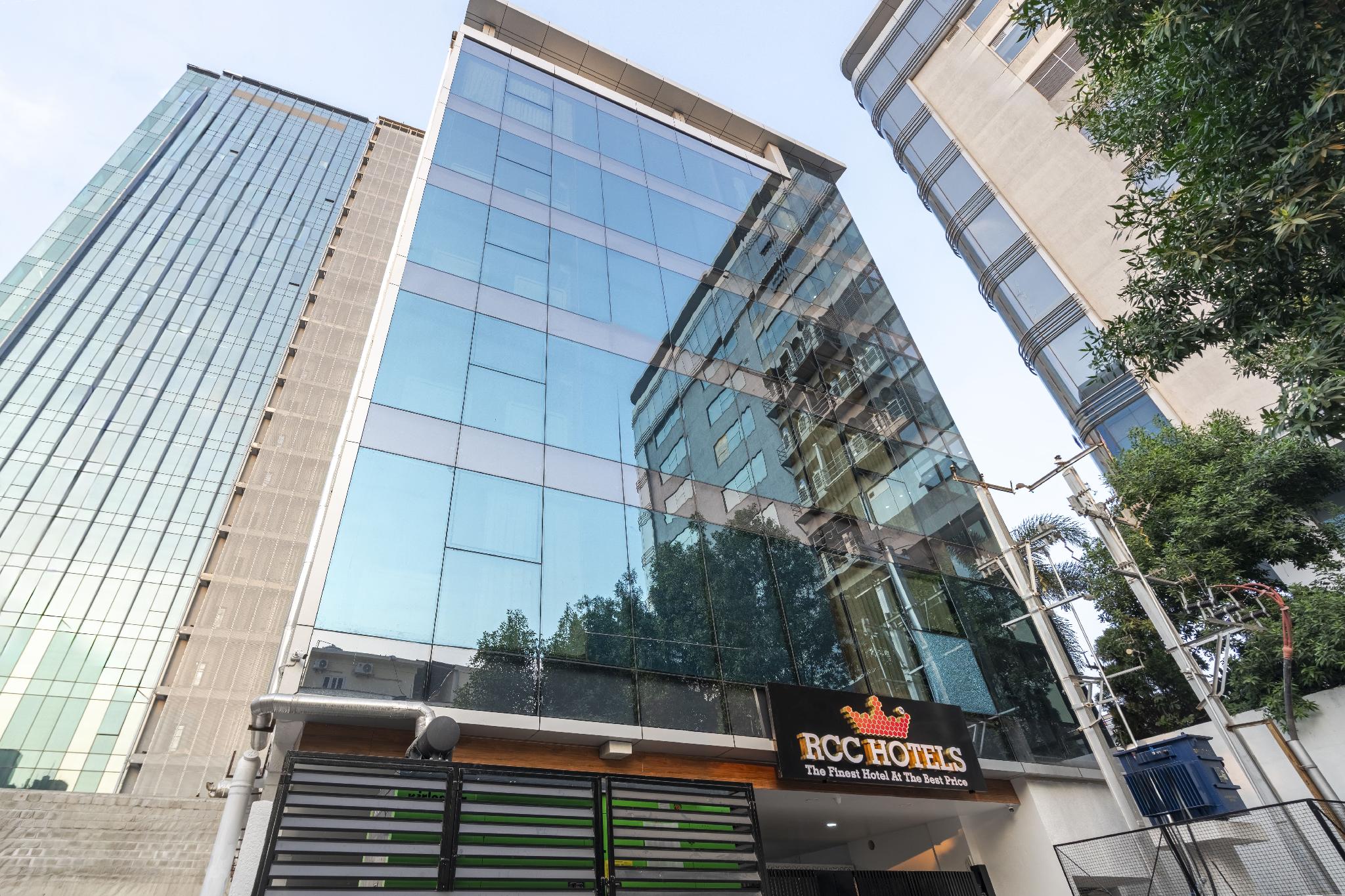 RCC Hotels Gachibowli 4/19