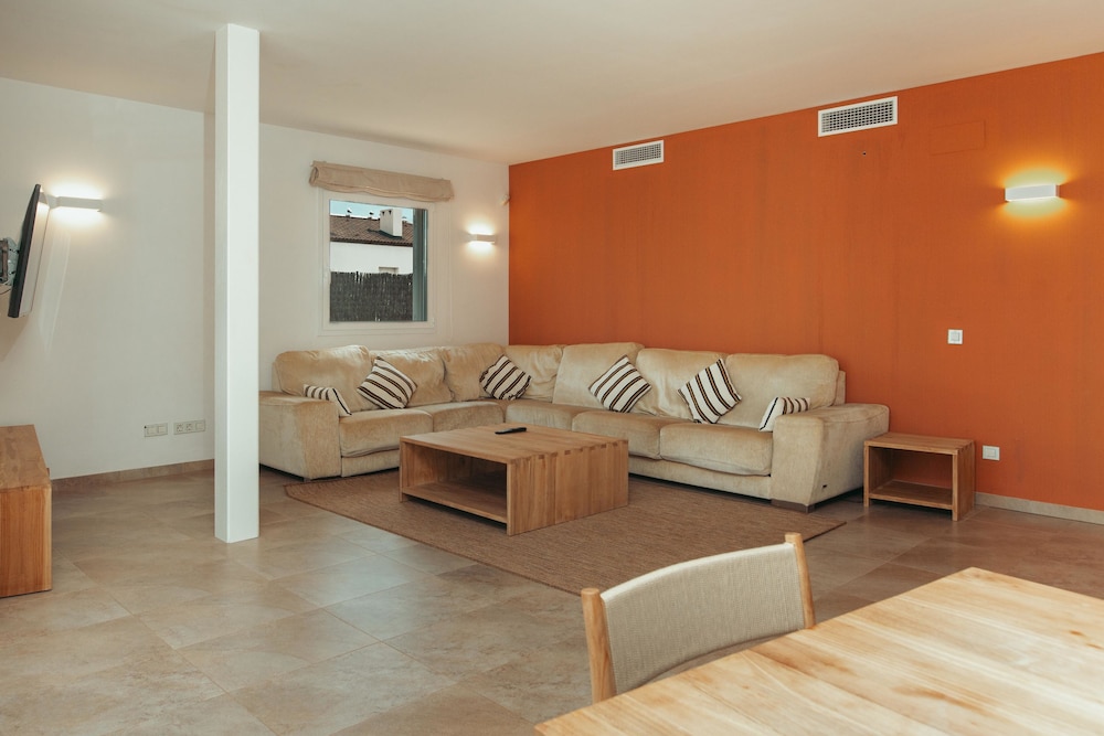 VILLAS DEL LAGO 50/67