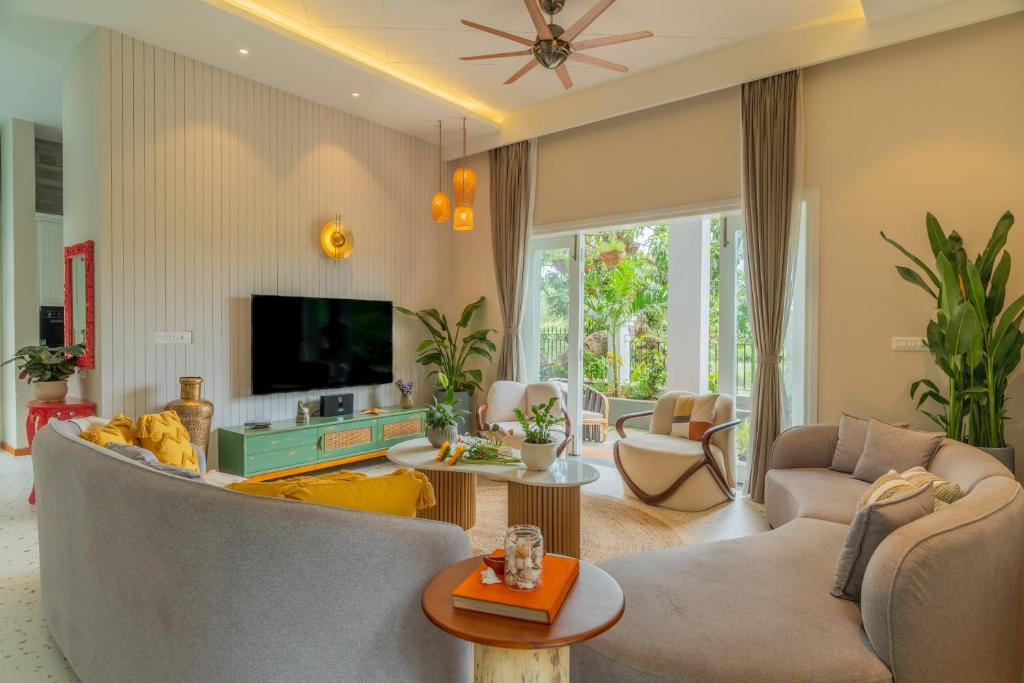 ELIVAAS 5 BHK Pet Friendly with Pvt Pool Villa Vacasa 39/44