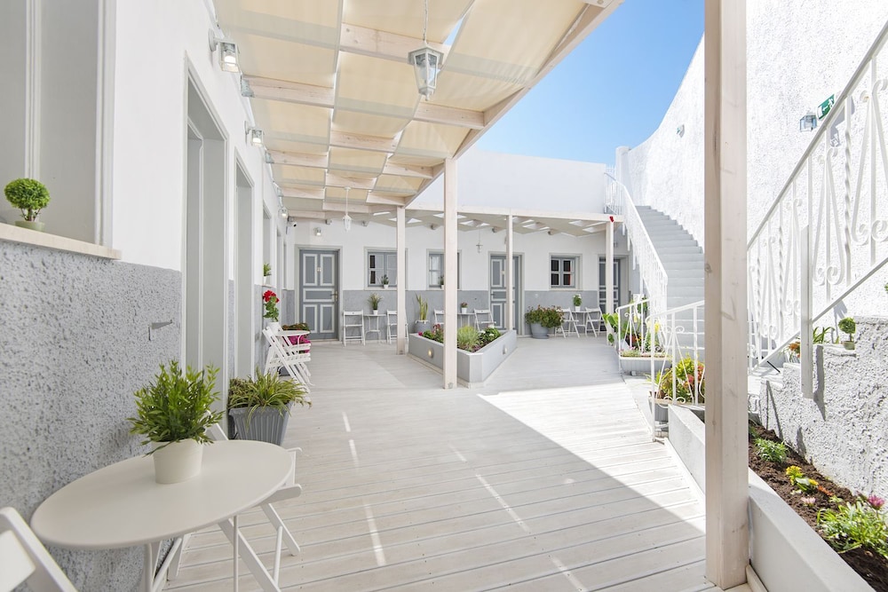 Lindos Harmony Suites 7/50