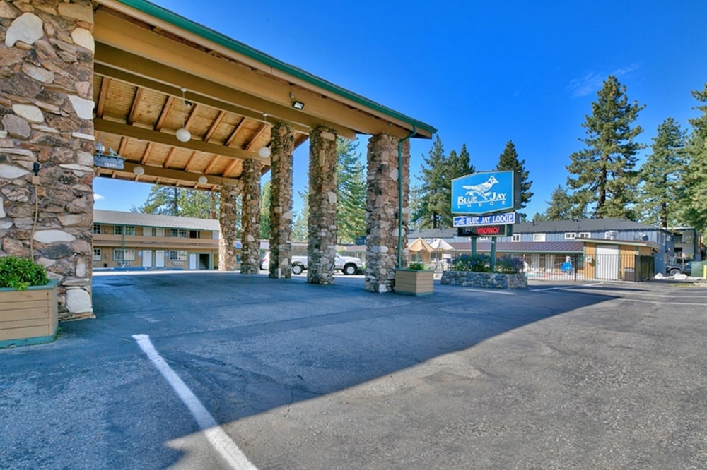 Blue Jay Lodge 48/50