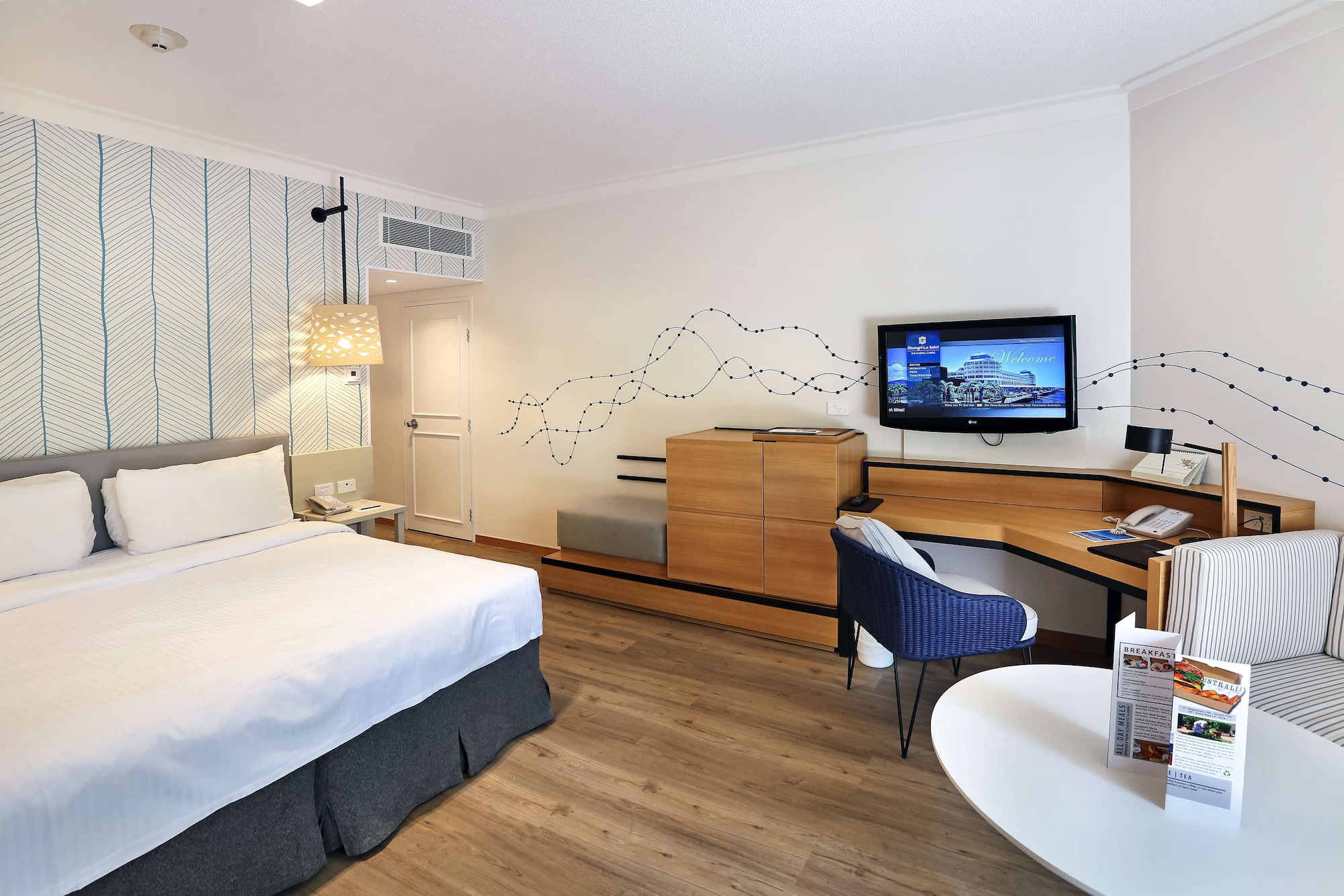 EXECUTIVE, KING BED, MARINA VIEW