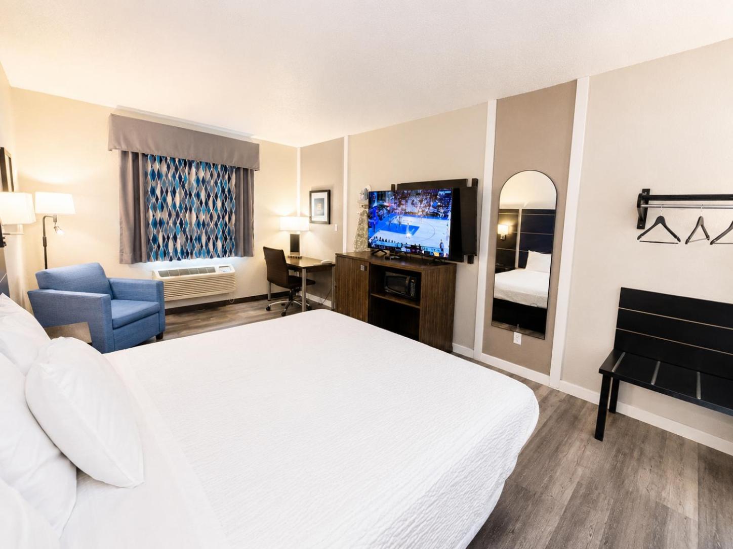 Standard, King Bed