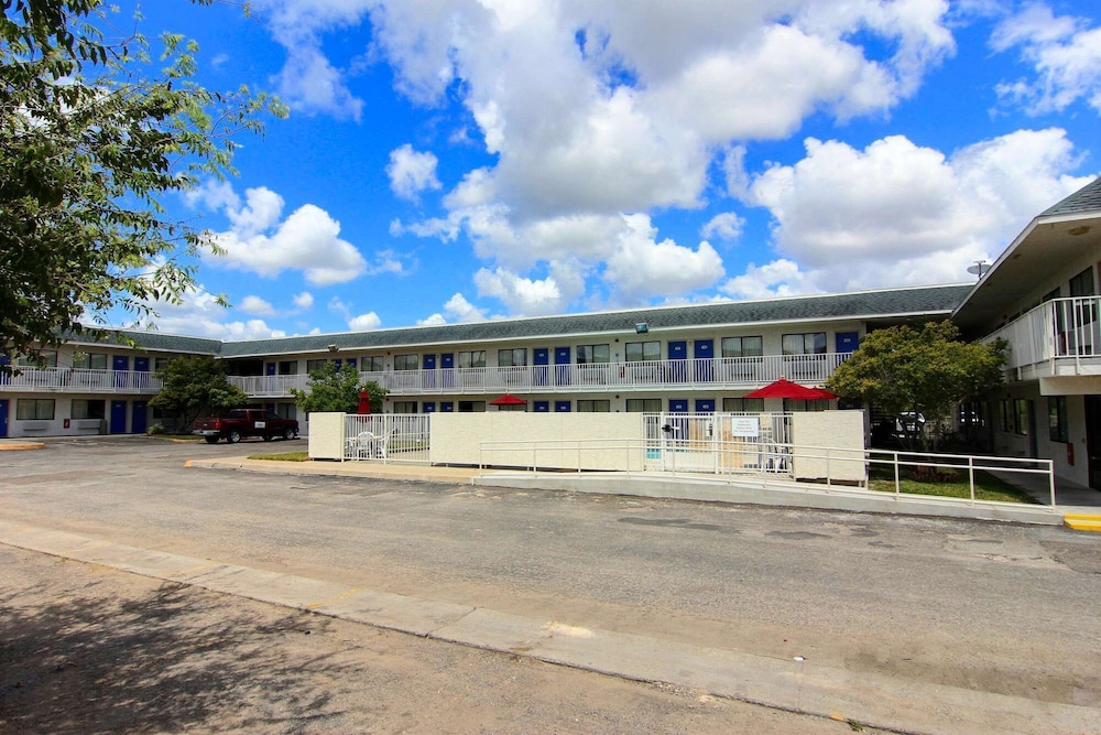 Motel6 Kingsville, TX 31/39