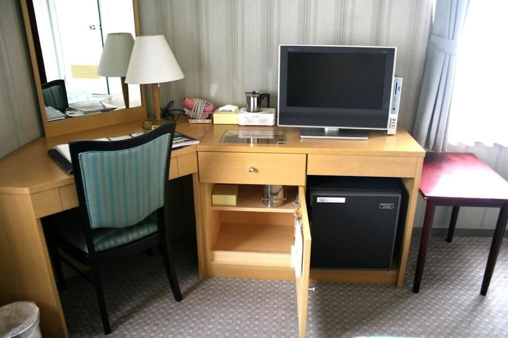 Hotel Half Time 41/46