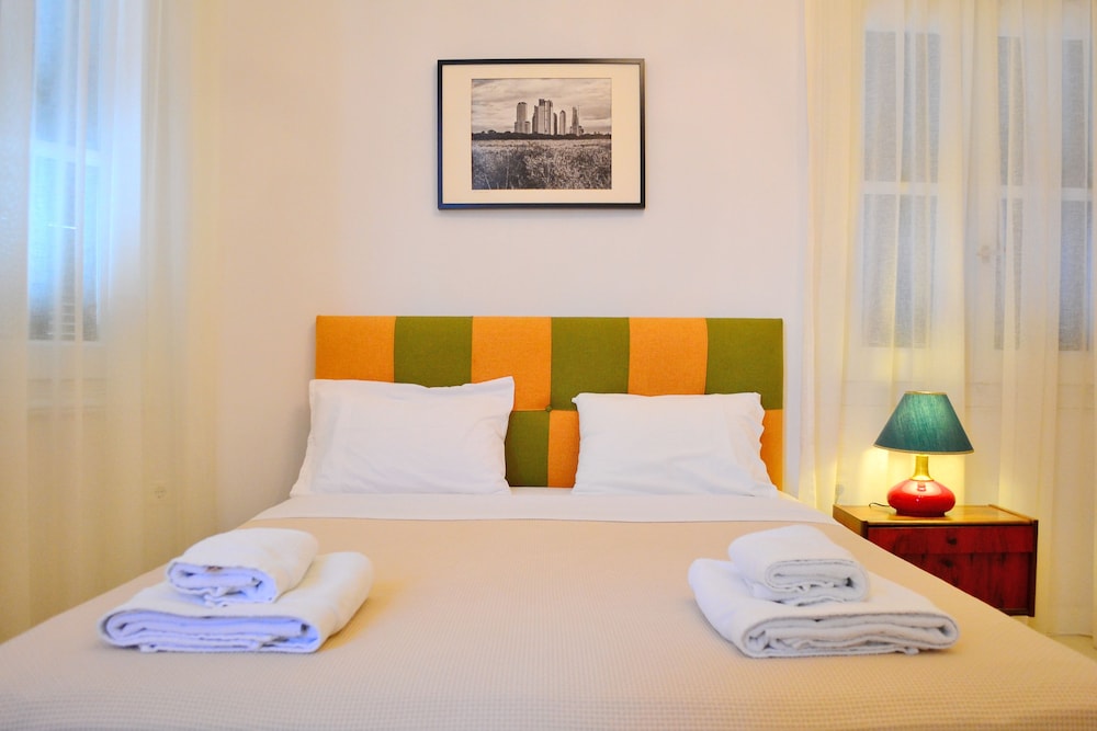 SUPERIOR, DOUBLE BED