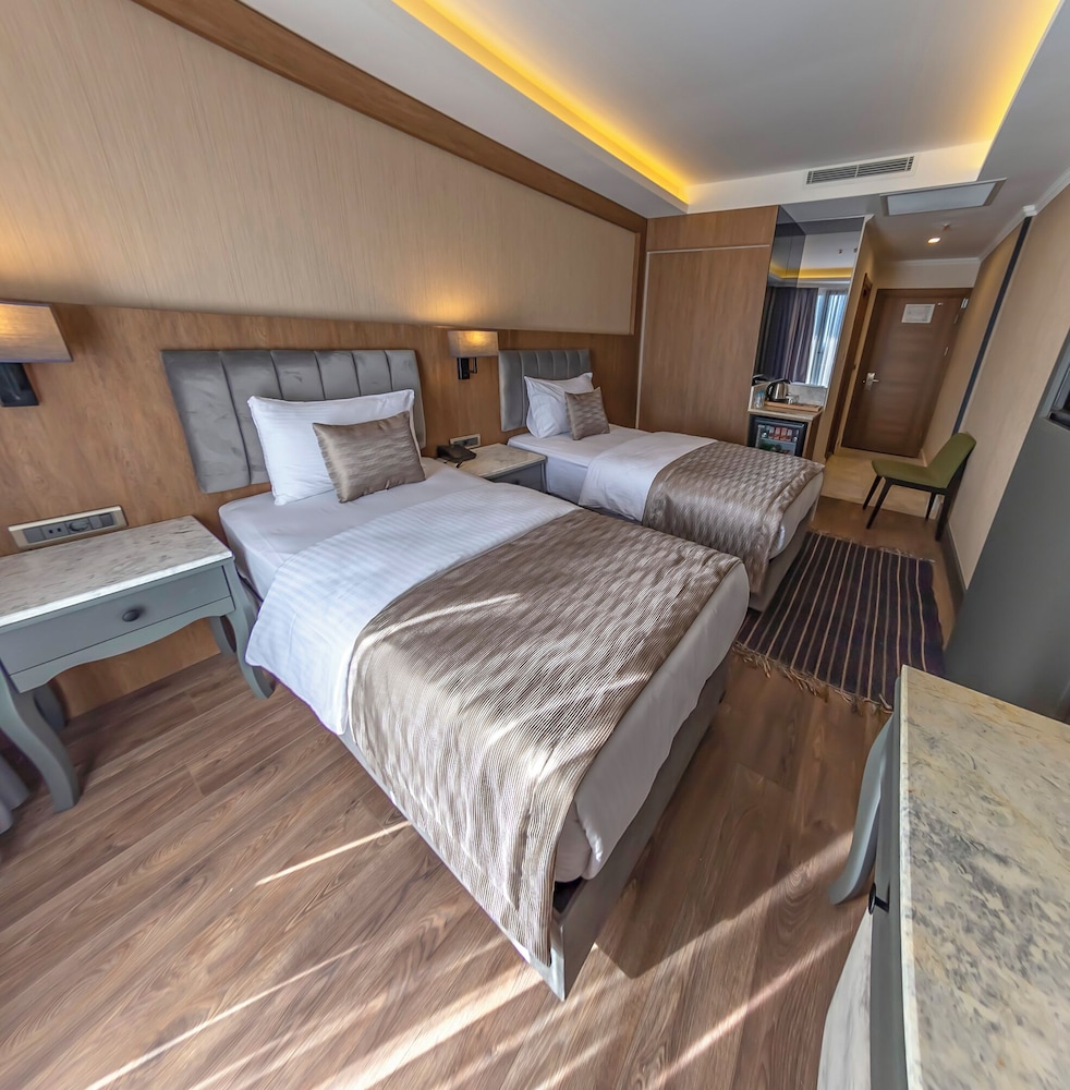 BASIC, TWIN BEDS