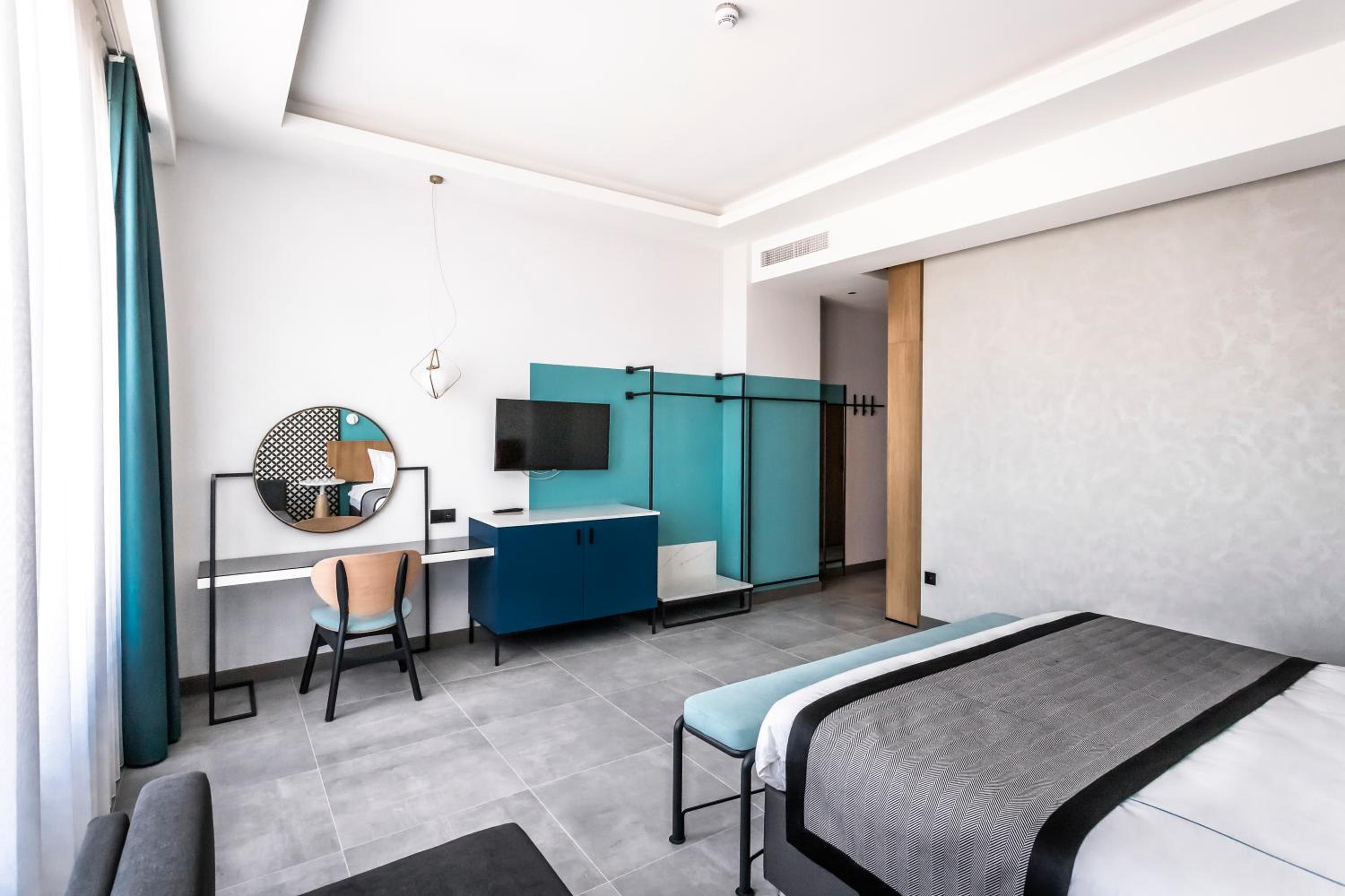 PAMPHYLIA HOTEL 31/50