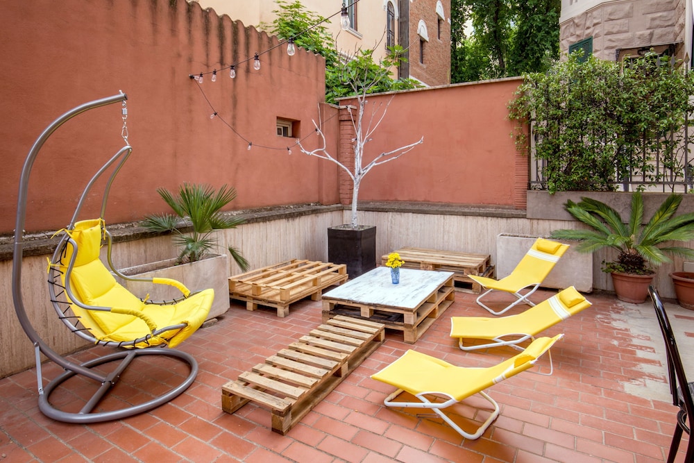 Free Hostels Roma 37/50