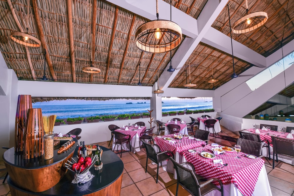 Krystal Ixtapa All Inclusive 56/76