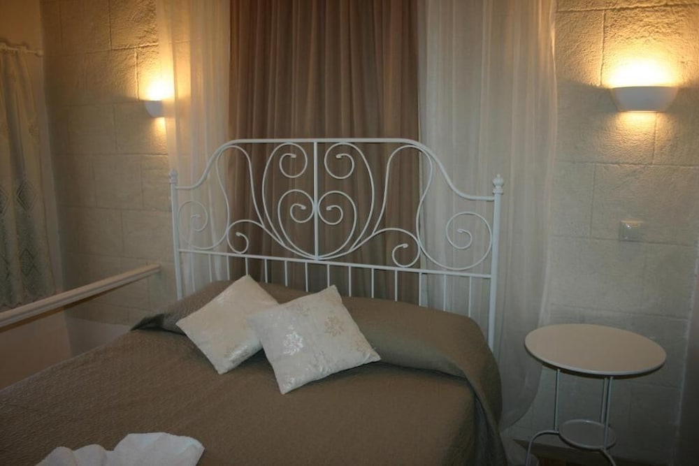 Evdokia Boutique Hotel 35/61