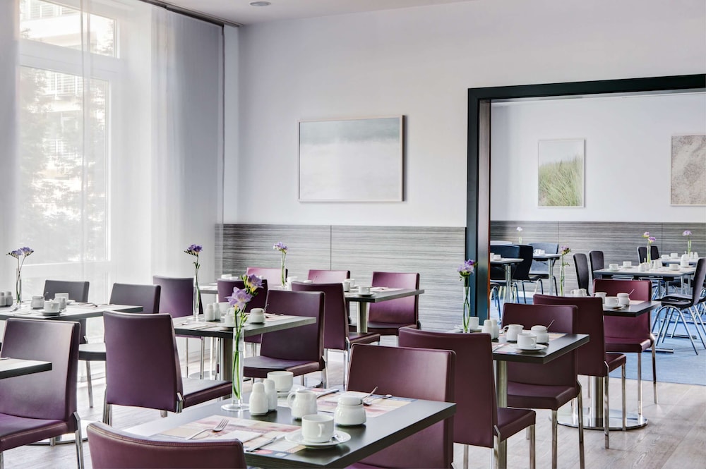 INTERCITYHOTEL ROSTOCK 25/30