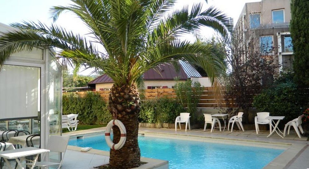 Adonis Arc Hotel Aix 9/68