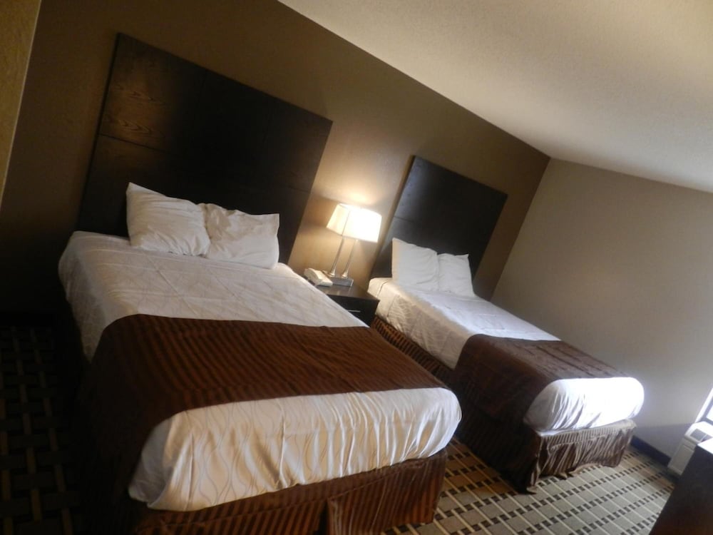 Haven Inn Suites 3/37