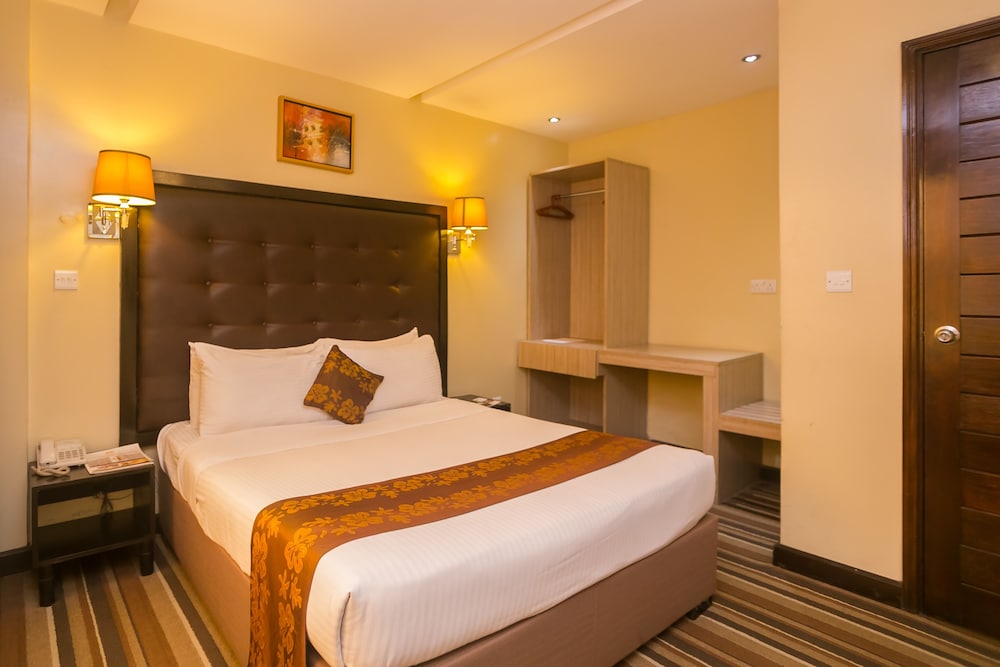 The Clarion Hotel Nairobi 24/72