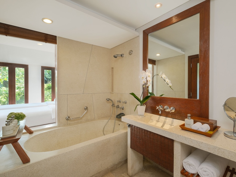 Maya Ubud Resort Spa 46/50