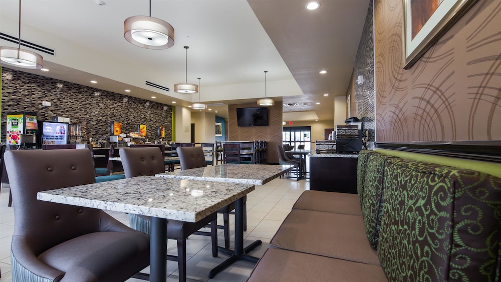 Best Western Plus Executive Residency Elk City 31/34