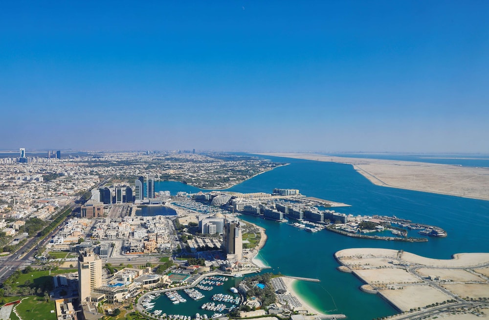 Conrad Abu Dhabi Etihad Towers 74/77