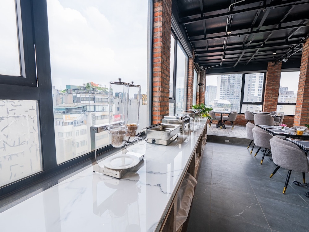 San Seize Hanoi Hotel 26/49