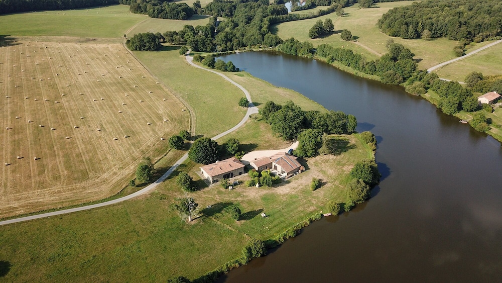 Domaine des Etangs 48/50
