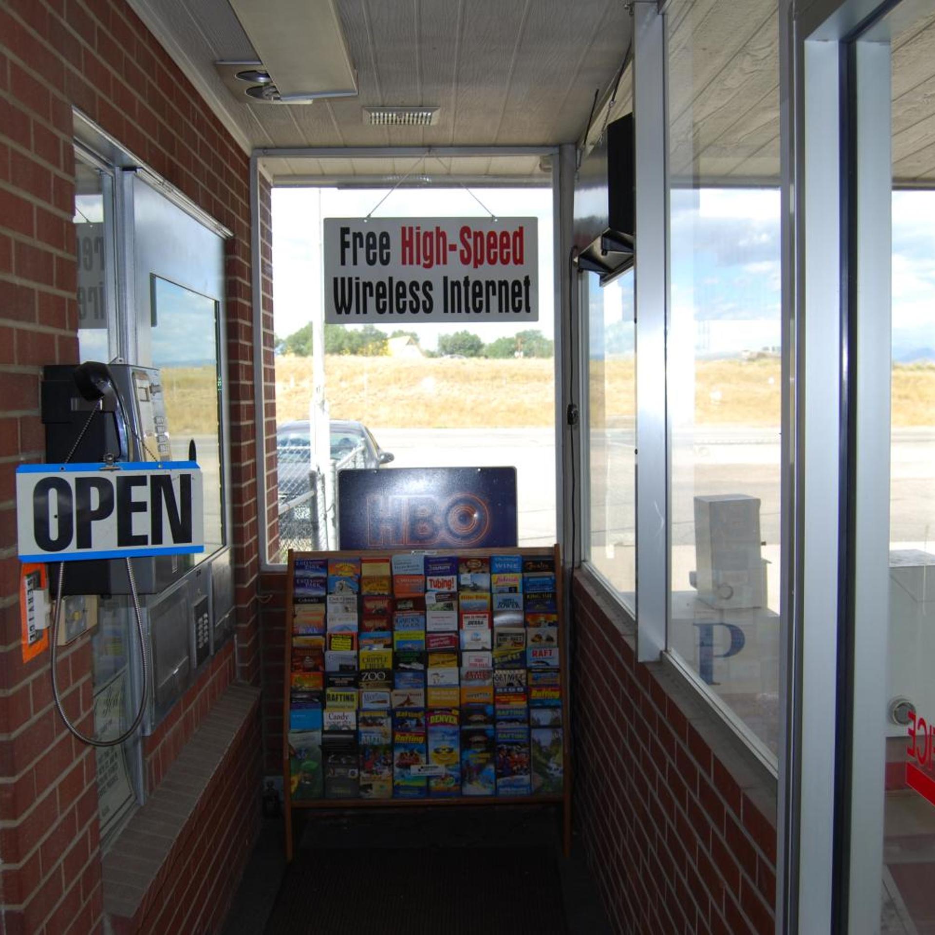 Budget Host 254 Inn Loveland 23/28