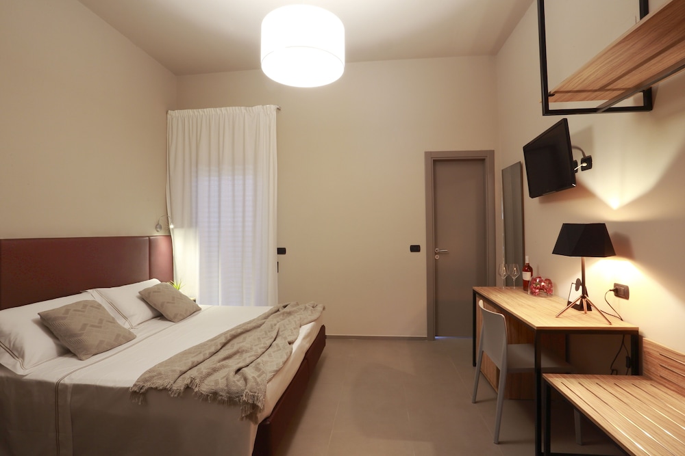 Hotel Aloisi 8/50