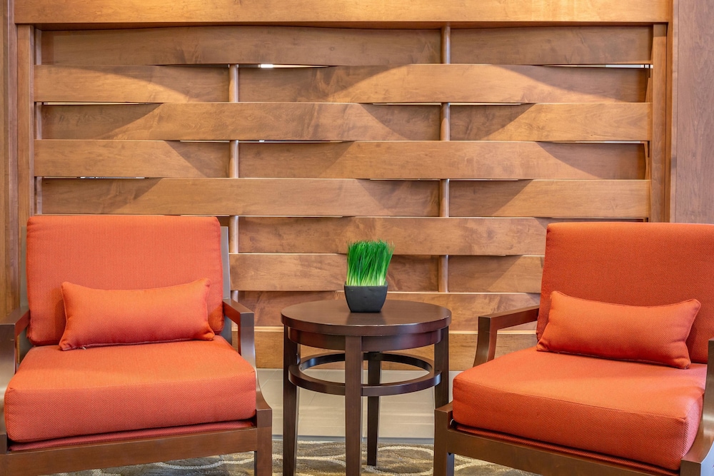 Comfort Inn & Suites Boise Airport 34/51