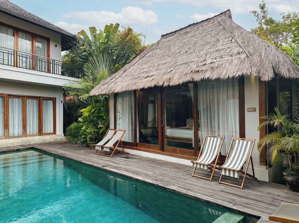 Zin Berawa Villas & Bungalows 50/54
