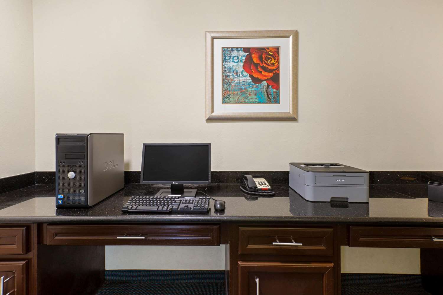 La Quinta Inn & Suites by Wyndham Alvin 49/55