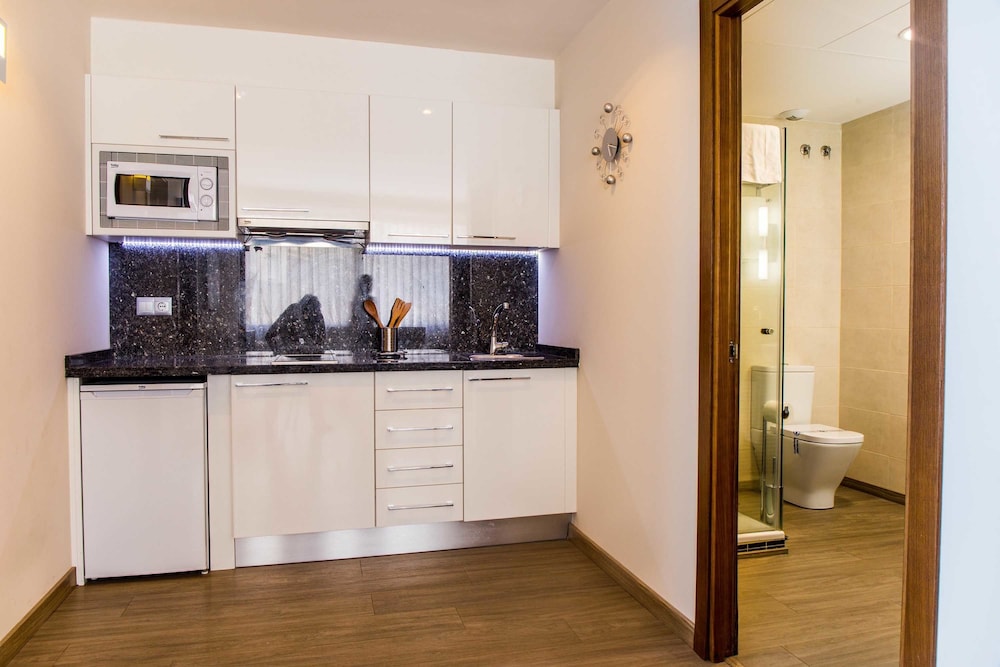 BLUESEA Dimona Suites 5/75