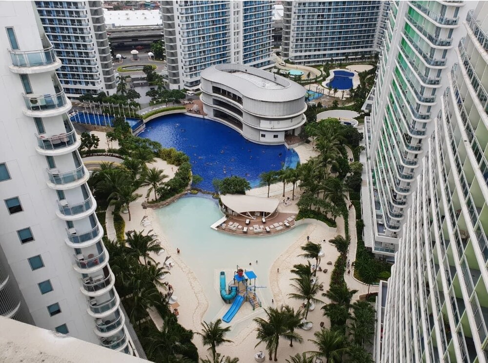 Azure Luxury Beach Suites By Vacationsph 13/50