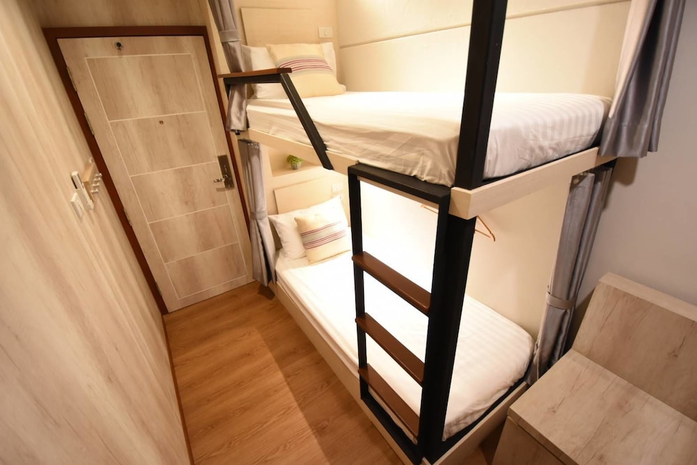 Silom Forest Exclusive Residence 27/65