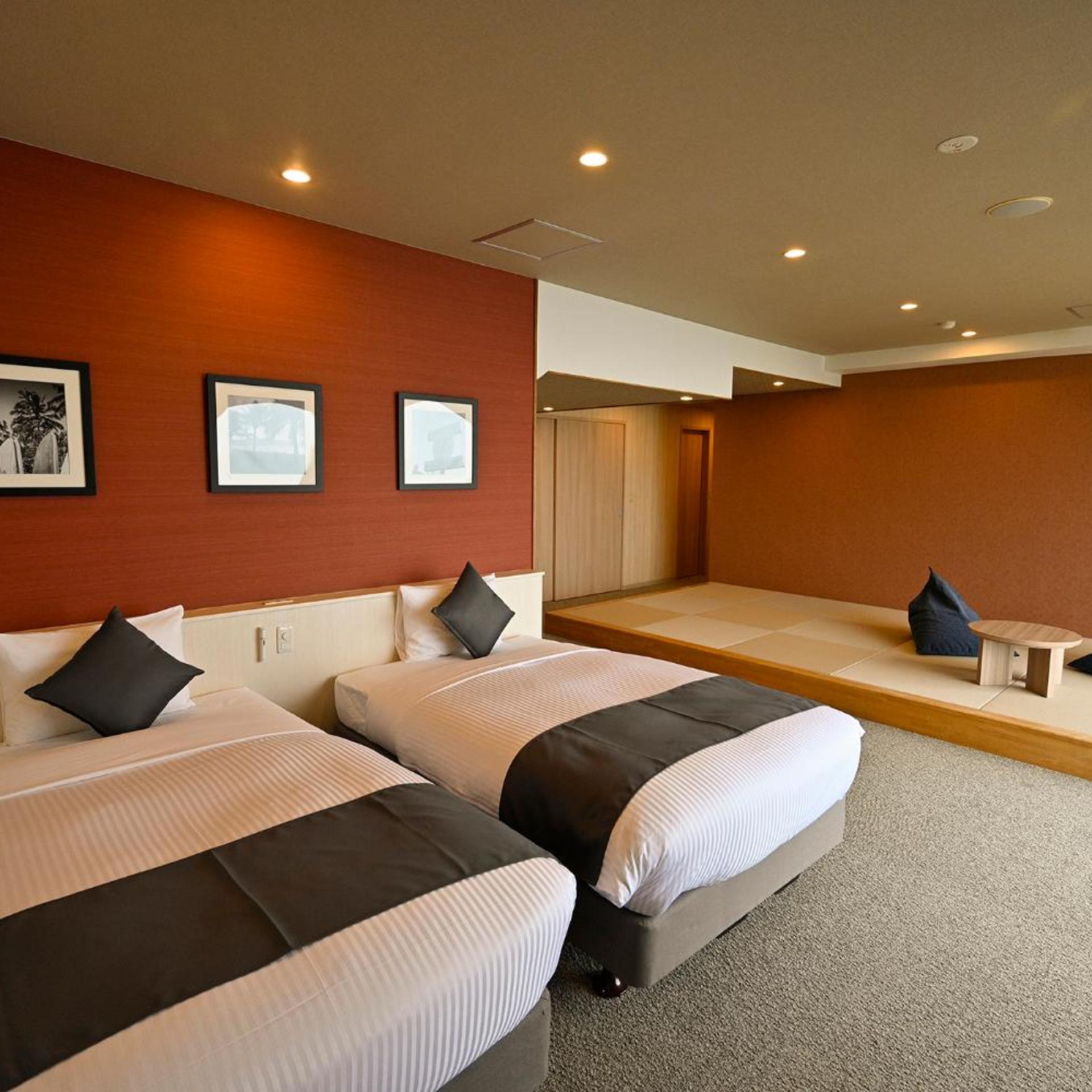 Japanese Western, Superior, Twin Beds, Sea Side, Shared Bathroom, Annex