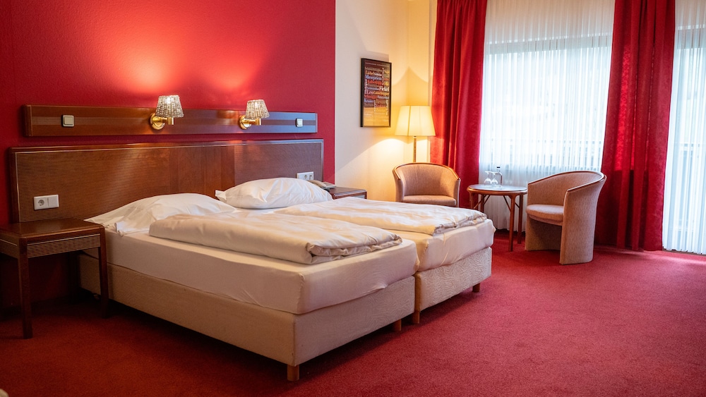 MARITIM HOTEL GRAFSCHAFT 7/35
