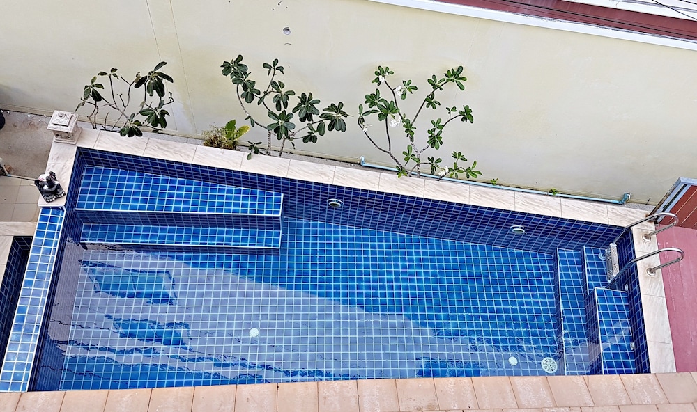 Green Harbor Hotel And Service Apartment 10/67