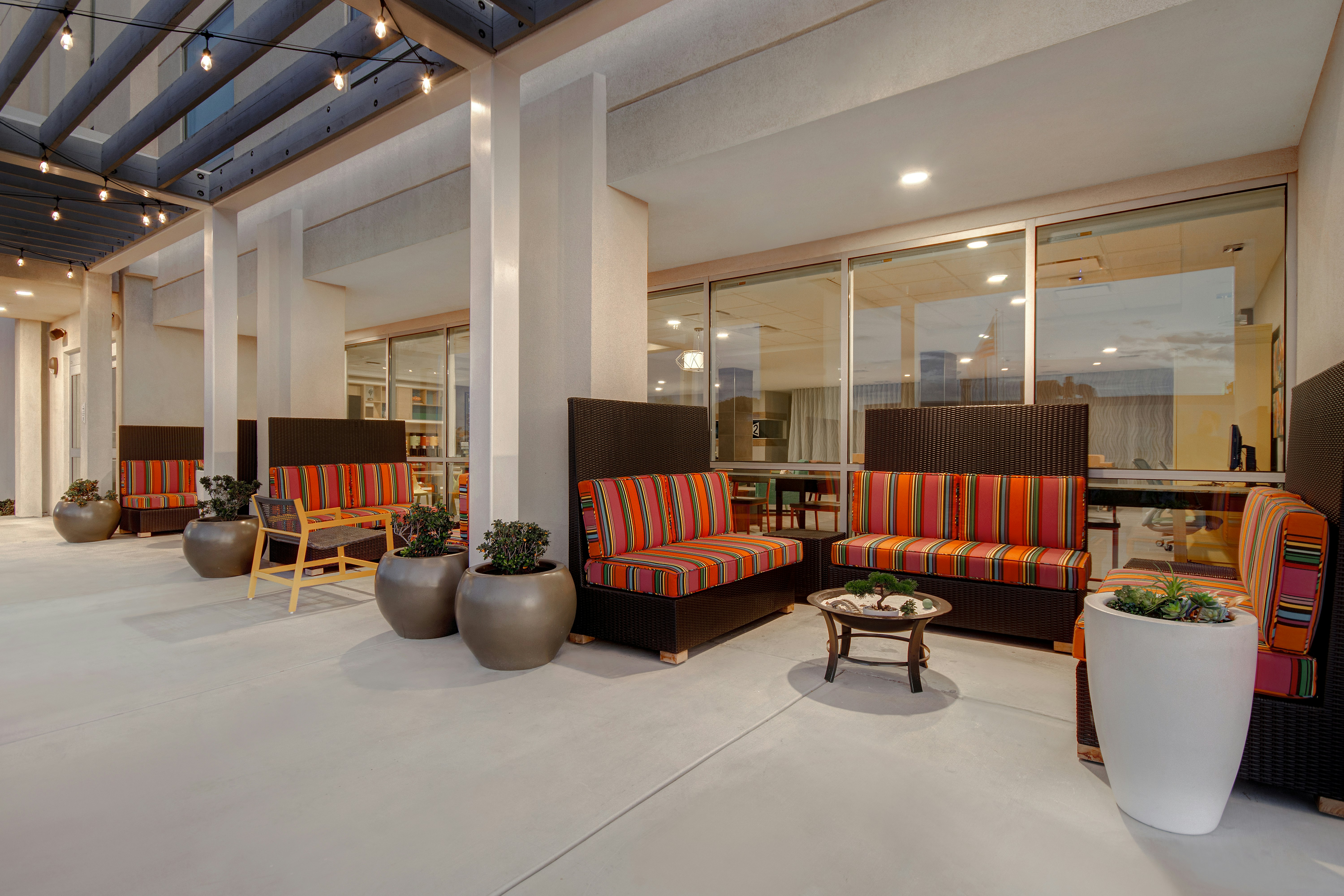 Home2 Suites by Hilton Garden Grove Anaheim 15/21