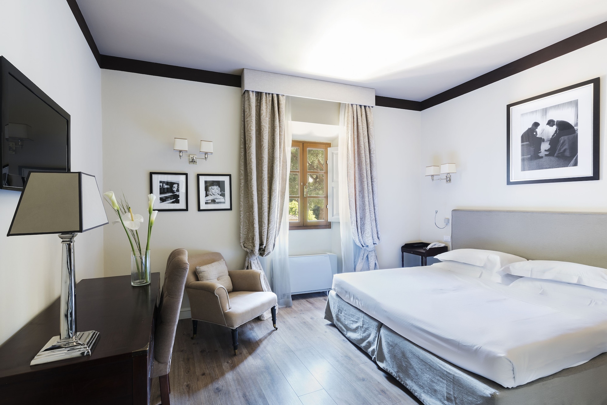 Room at Villa Fiesole, FIESOLE