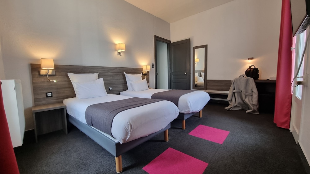 Superior, Twin Beds, COMFORT HOTEL ACTUEL CHAMBERY CENTRE 4/8