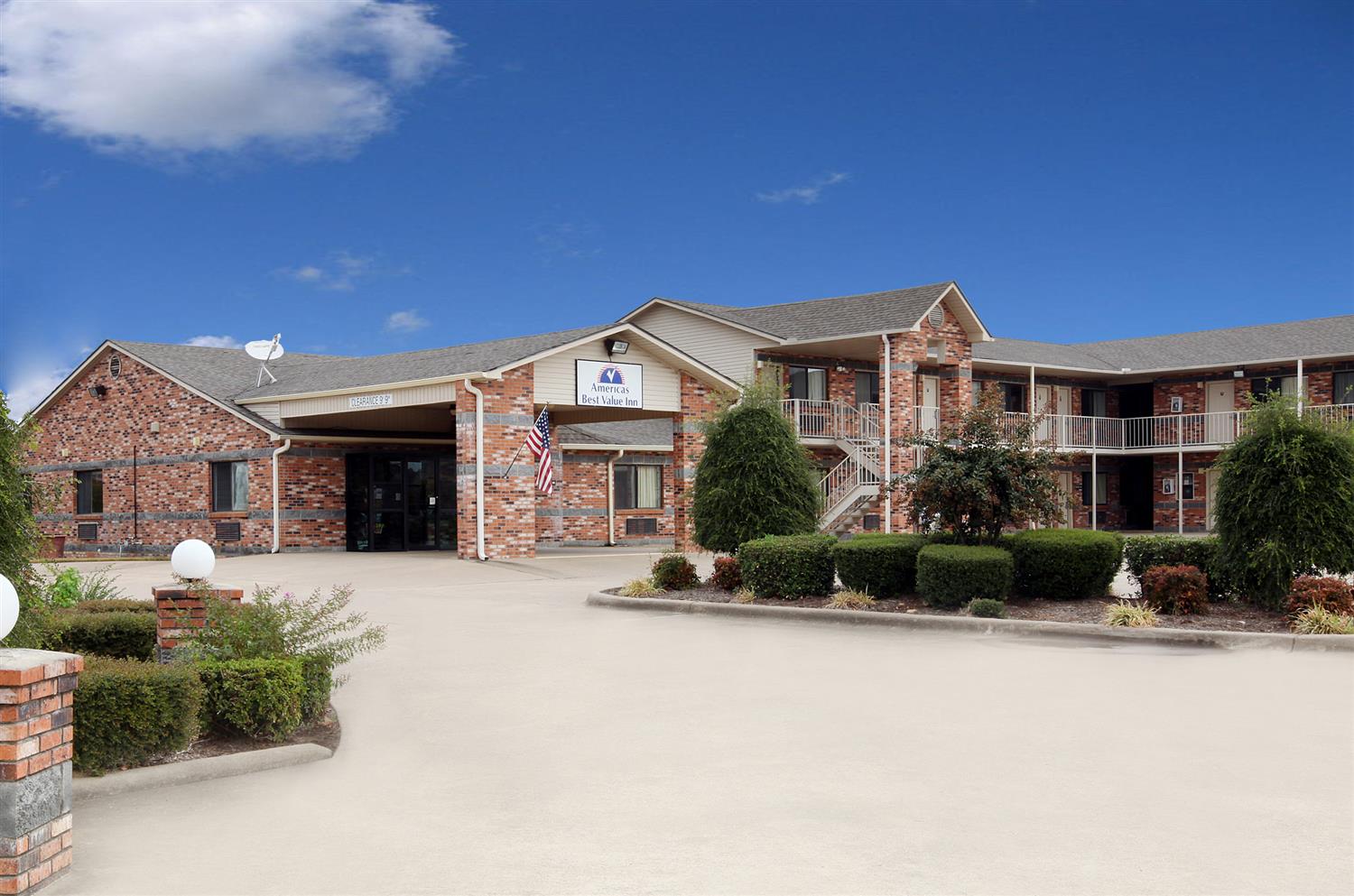 Americas Best Value Inn Cabot 2/8