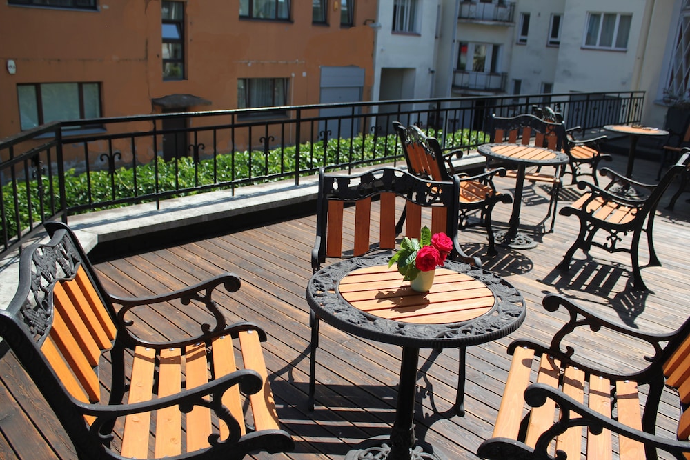 Taanilinna Hotel 30/36