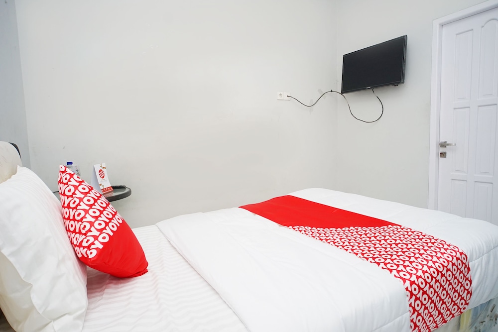 OYO 1007 Alletha Guest House 2 17/24