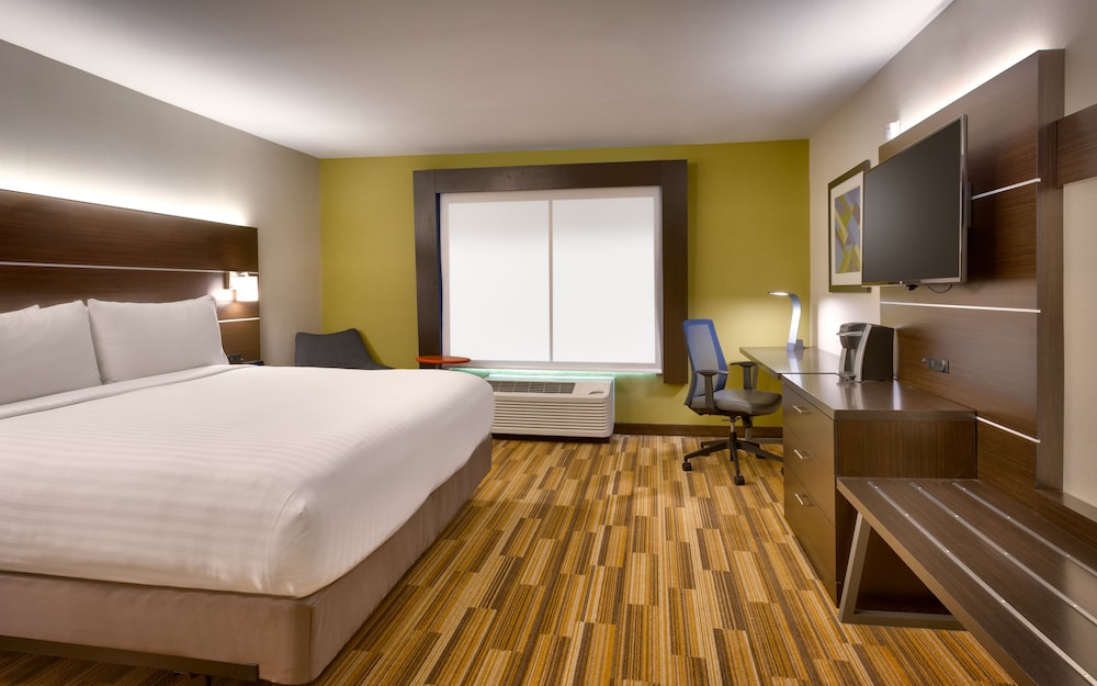 Standard, 2 Queen Beds, Accessible