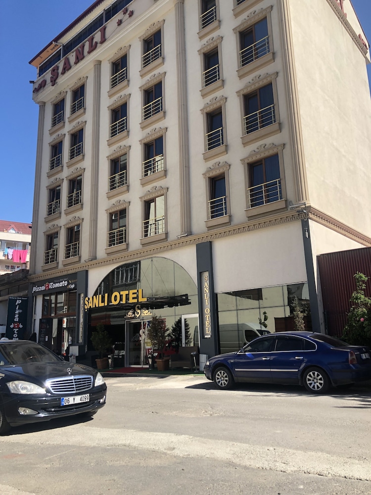 SANLI HOTEL 54/62