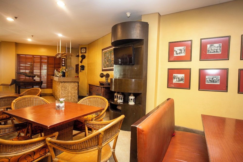Crown Regency Prince Resort 26/35