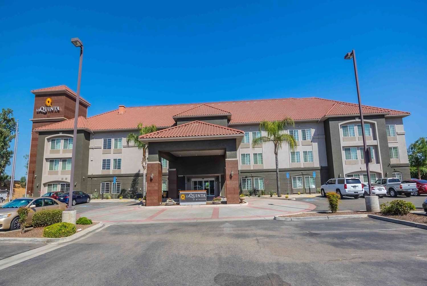 La Quinta Inn & Suites by Wyndham Fowler 55/61