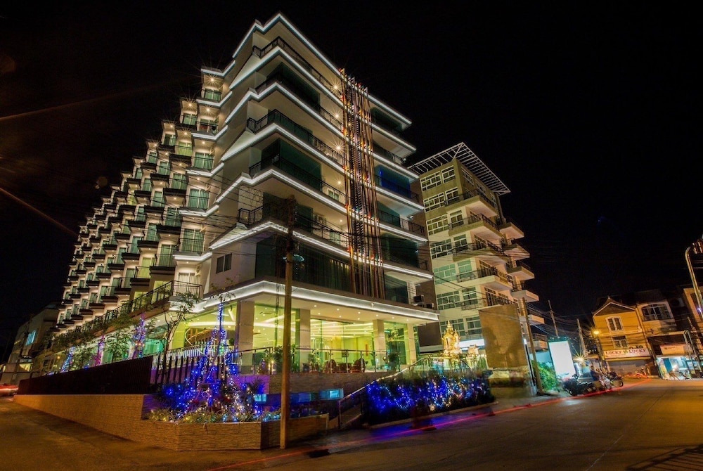 Royal Prince Resort Pattaya 4/51